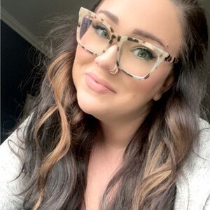 Meet your Posher, Aubrey